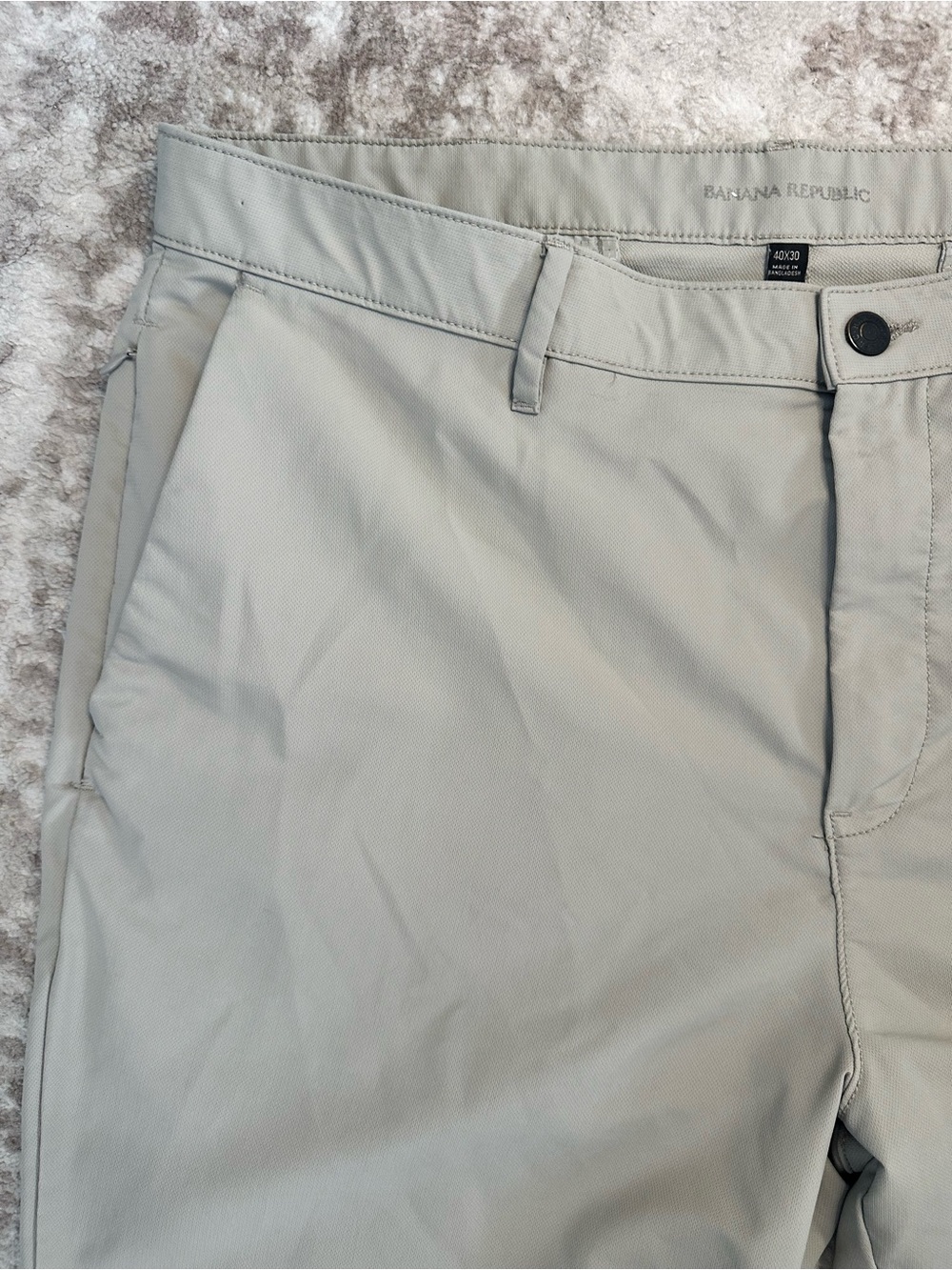 Banana Republic Mens Performance Golf Pants 40x30 Khaki Tan Stretch Chino